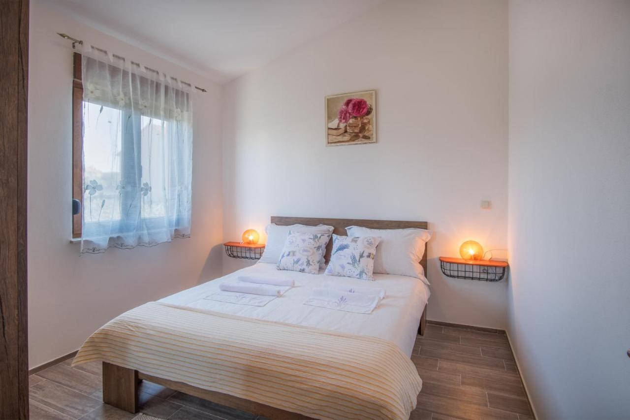 Villa Dijana East Linardići Exteriér fotografie