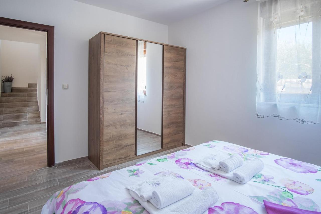 Villa Dijana East Linardići Exteriér fotografie